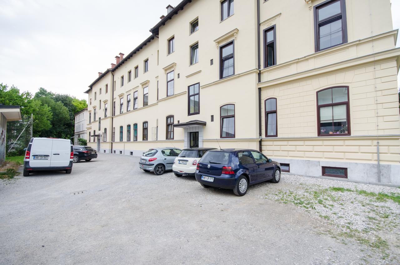 Apartment Trzaska With Free Parking Ljubljana Luaran gambar