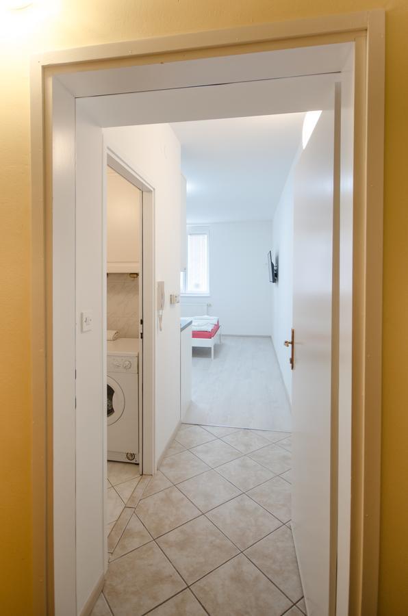 Apartment Trzaska With Free Parking Ljubljana Luaran gambar